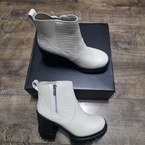 Sorel X Chelsea Carribeau Leather Boots Women Size 8